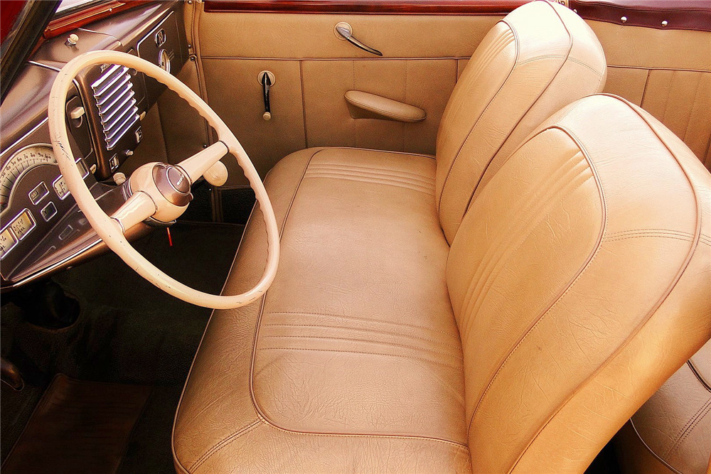 1939 MERCURY CONVERTIBLE - Interior - 196116