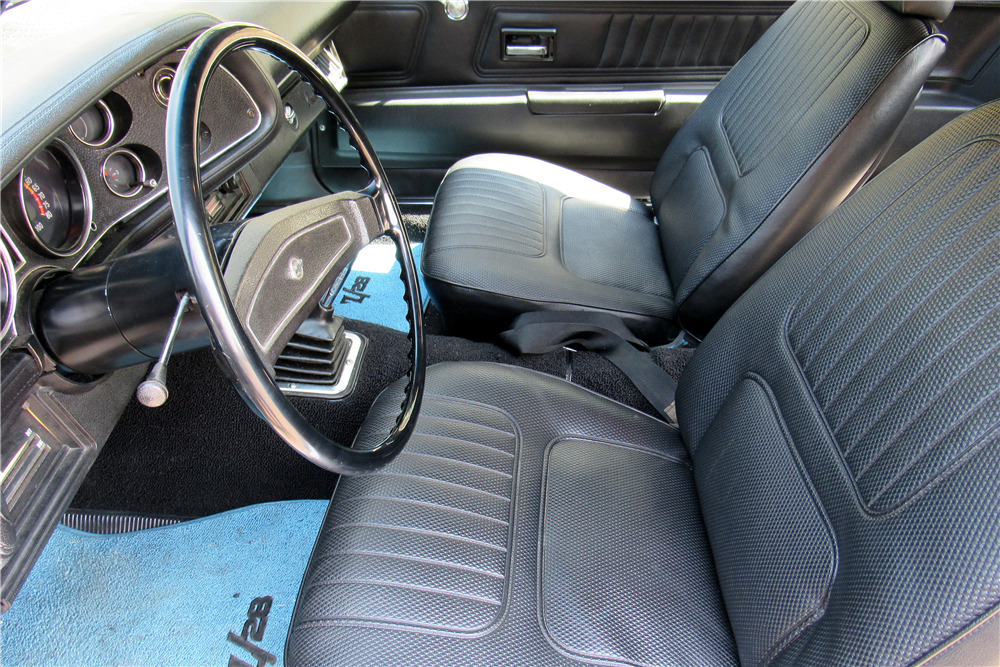1970 CHEVROLET CAMARO Z/28 - Interior - 196260