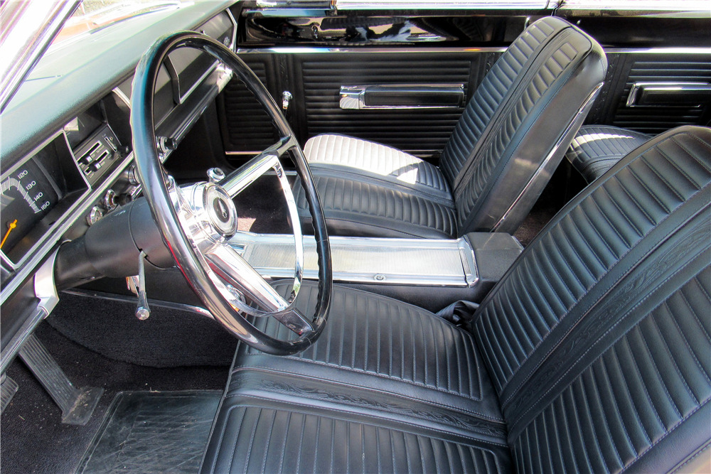 1967 PLYMOUTH BELVEDERE GTX - Interior - 196261