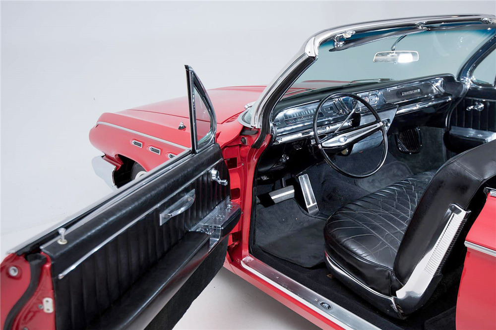 1962 BUICK ELECTRA 225 CONVERTIBLE - Interior - 196297