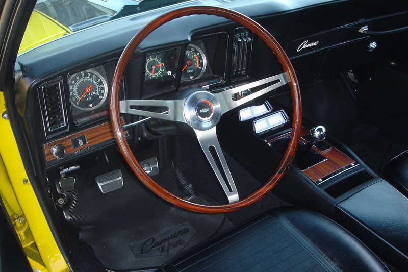 1969 CHEVROLET CAMARO Z/28 - Interior - 196313