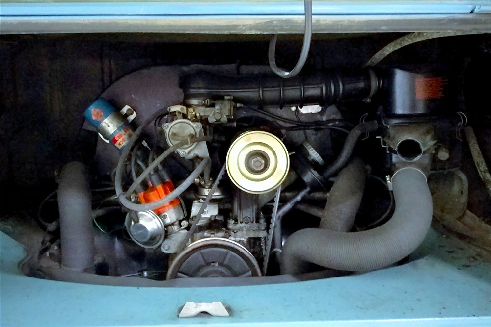 1970 VOLKSWAGEN BUS  - Engine - 196318