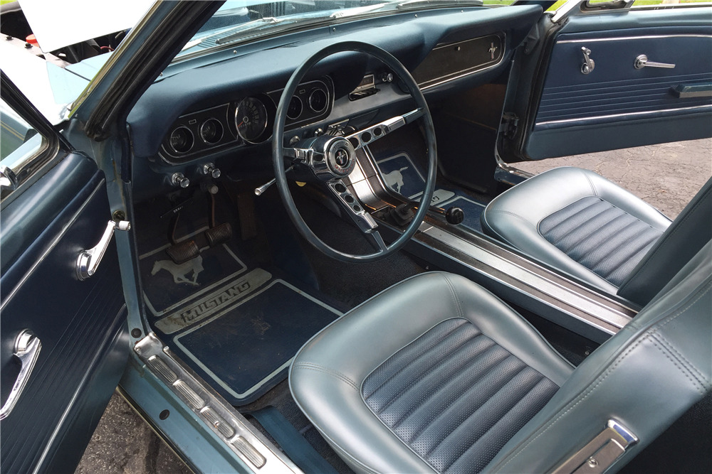 1966 FORD MUSTANG  - Interior - 196349