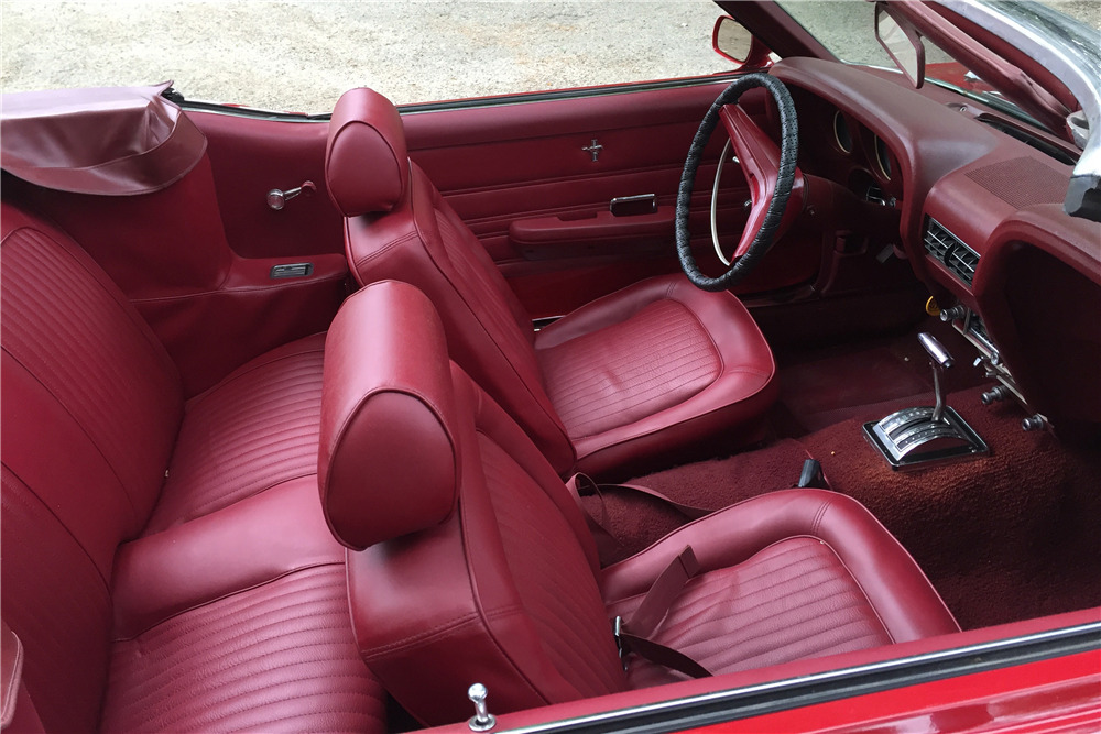 1969 FORD MUSTANG CONVERTIBLE - Interior - 197005