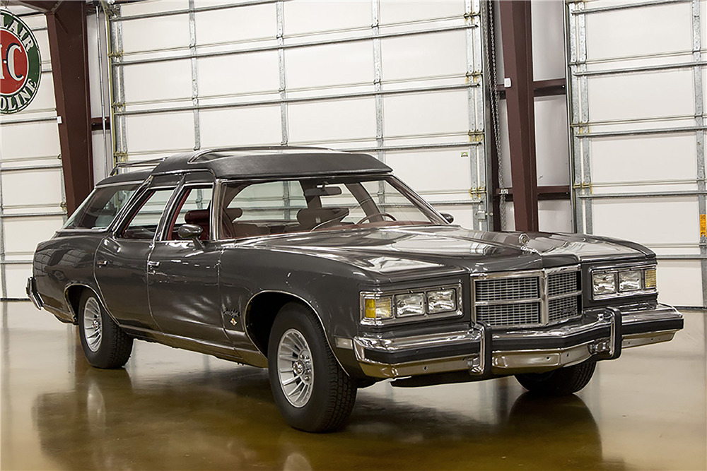 Pontiac grand safari