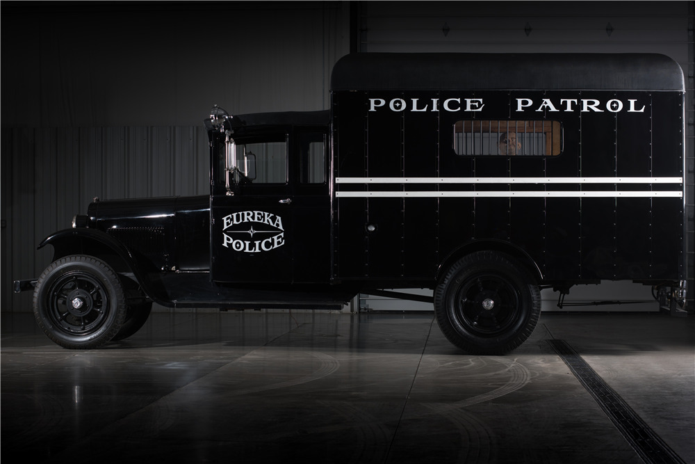 1925 DODGE PADDY WAGON - Side Profile - 197199