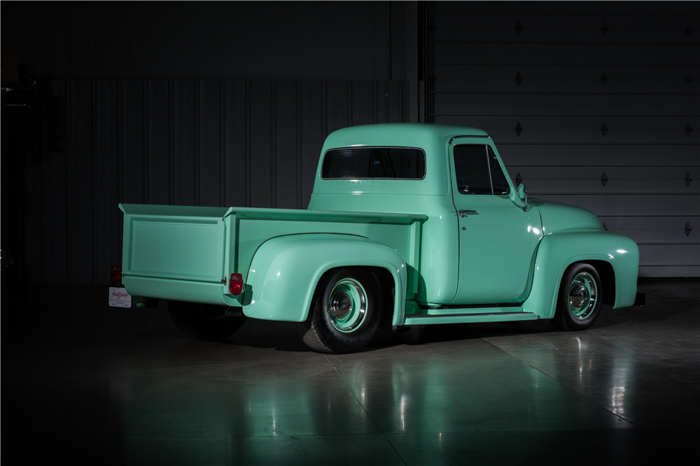 1955 FORD F-100 CUSTOM PICKUP - Rear 3/4 - 197220