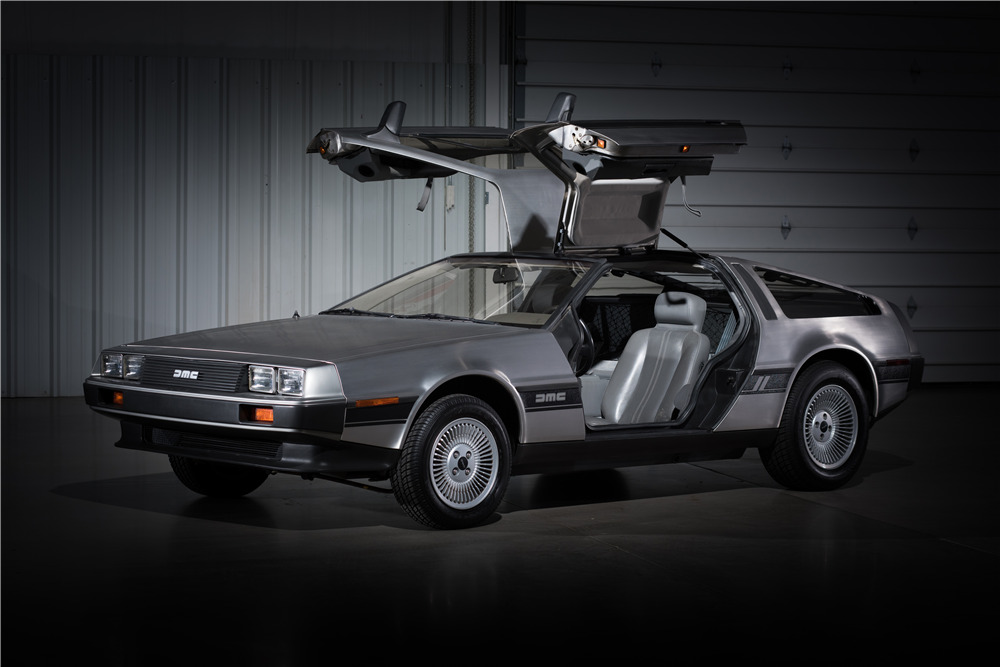 1981 DELOREAN DMC-12  - Front 3/4 - 197226