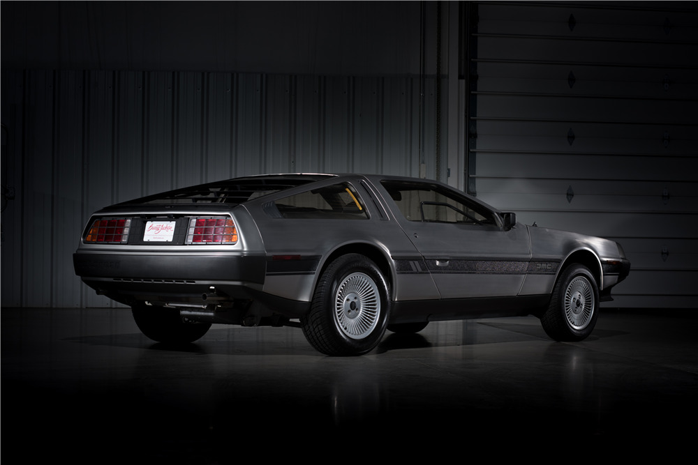 1981 DELOREAN DMC-12  - Rear 3/4 - 197226