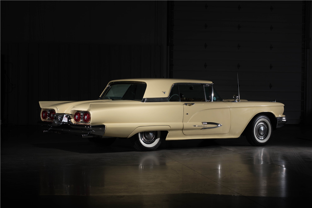 1959 FORD THUNDERBIRD - Rear 3/4 - 198047