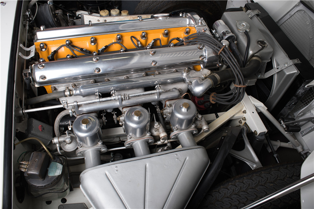 1962 JAGUAR XKE ROADSTER - Engine - 198061