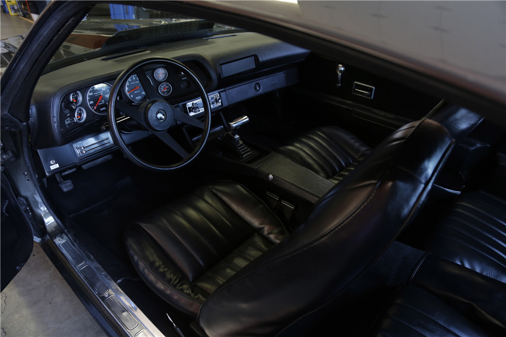 1970 CHEVROLET CAMARO CUSTOM COUPE - Interior - 198109