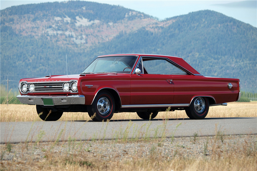 1967 PLYMOUTH GTX 440 - Front 3/4 - 198193