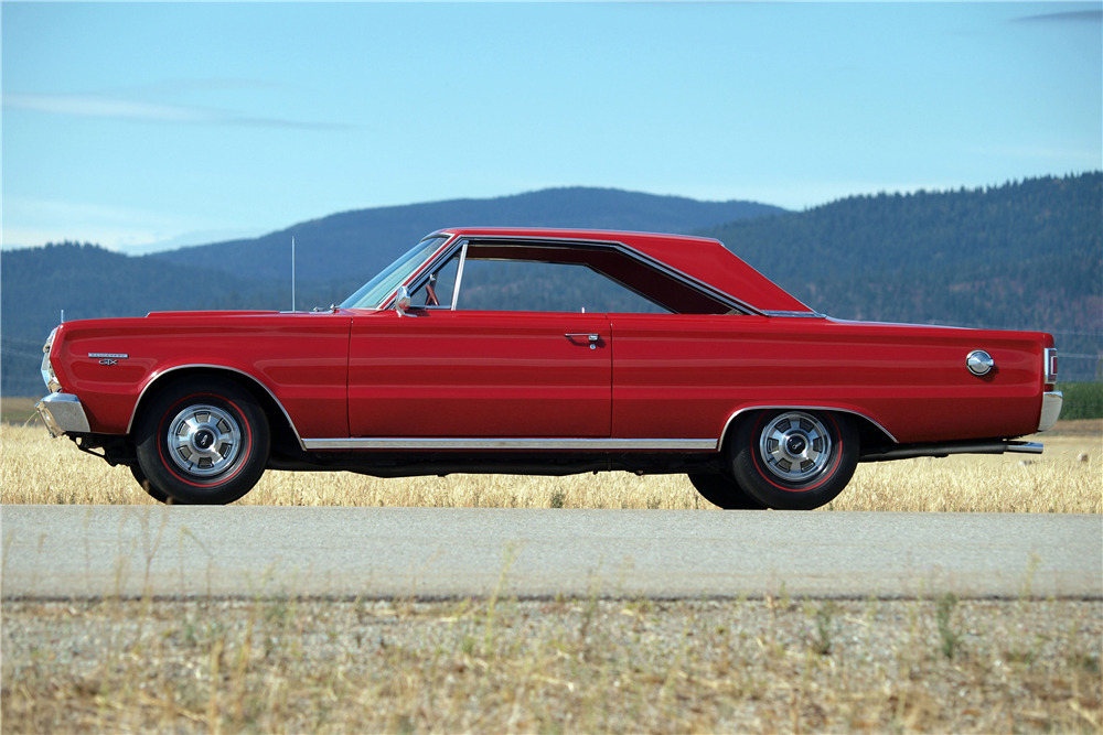 1967 PLYMOUTH GTX 440 - Side Profile - 198193
