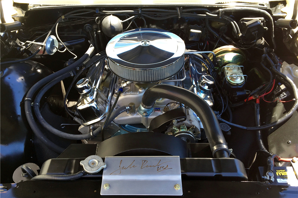 1964 PONTIAC BONNEVILLE CONVERTIBLE - Engine - 198268