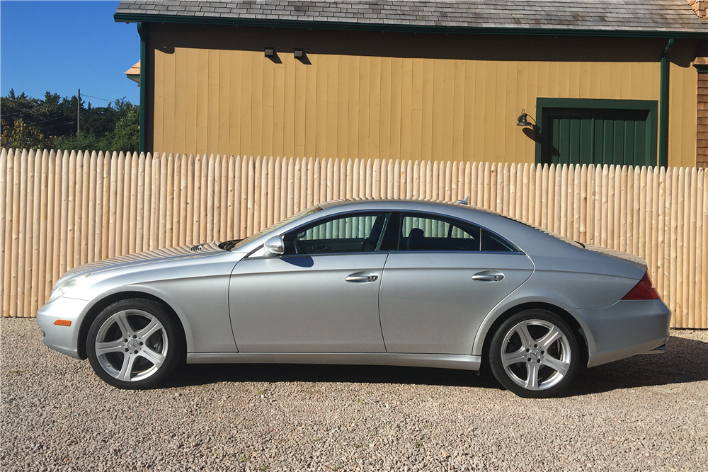 2007 MERCEDES-BENZ CLS550  - Side Profile - 198297