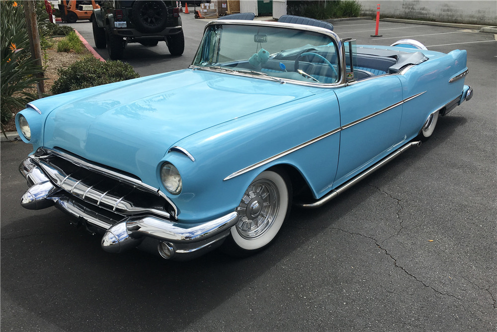 1956 PONTIAC STAR CHIEF CUSTOM CONVERTIBLE - Front 3/4 - 198334