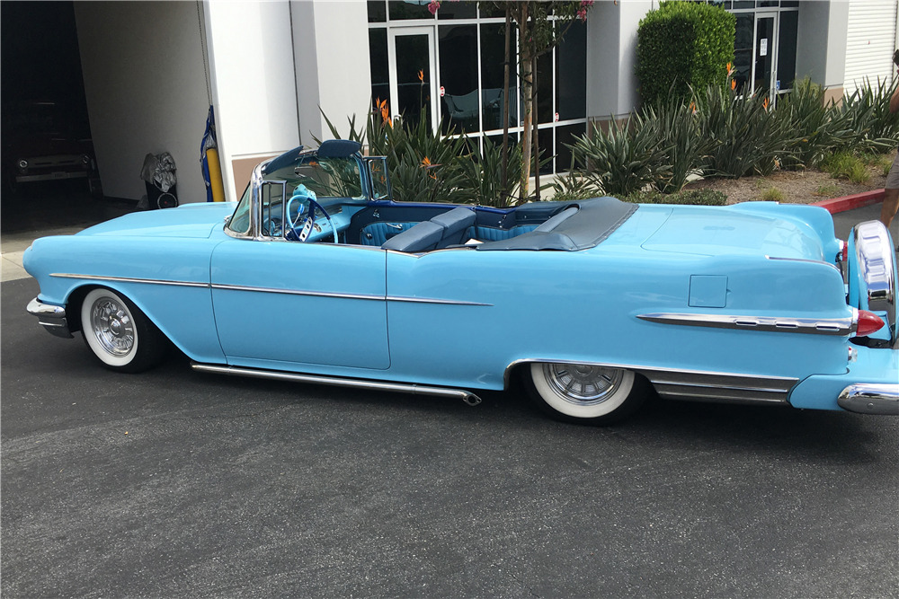 1956 PONTIAC STAR CHIEF CUSTOM CONVERTIBLE - Side Profile - 198334