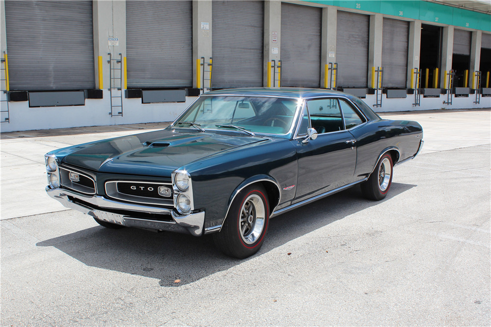 1966 PONTIAC GTO  - Front 3/4 - 198349