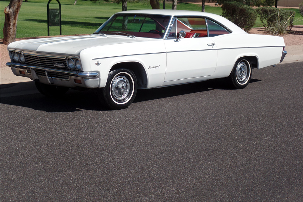 1966 CHEVROLET IMPALA SS  - Front 3/4 - 198384