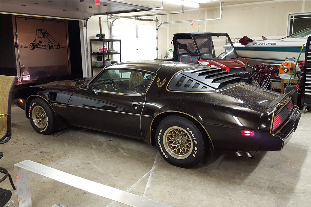1980 PONTIAC FIREBIRD TRANS AM  - Rear 3/4 - 198393