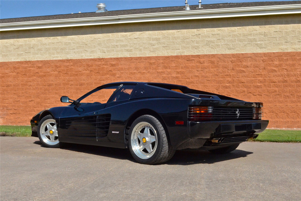 1991 FERRARI TESTAROSSA  - Rear 3/4 - 198581