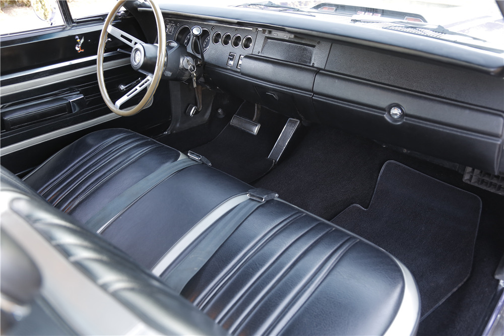 1970 PLYMOUTH ROAD RUNNER  - Interior - 198592