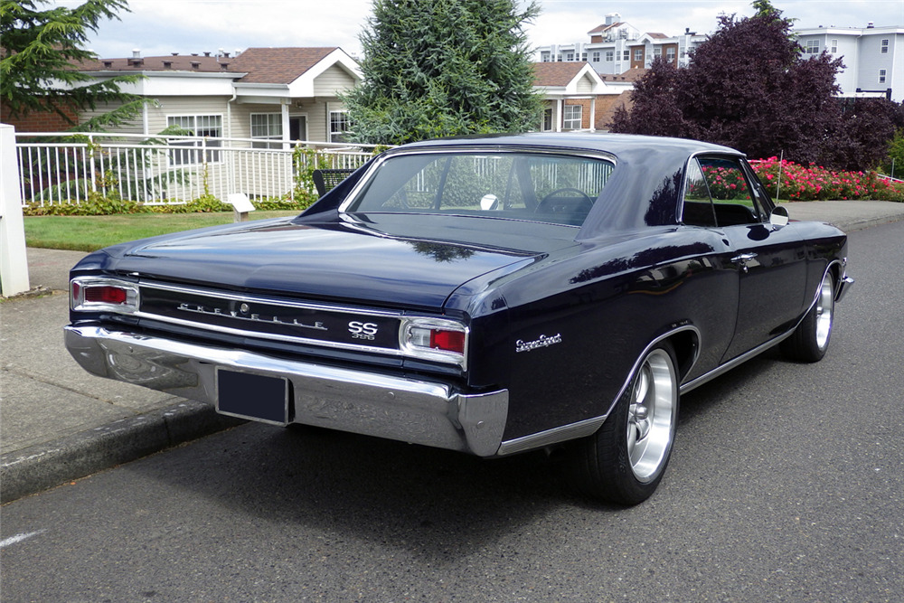 1966 CHEVROLET CHEVELLE SS 396 - Rear 3/4 - 198652