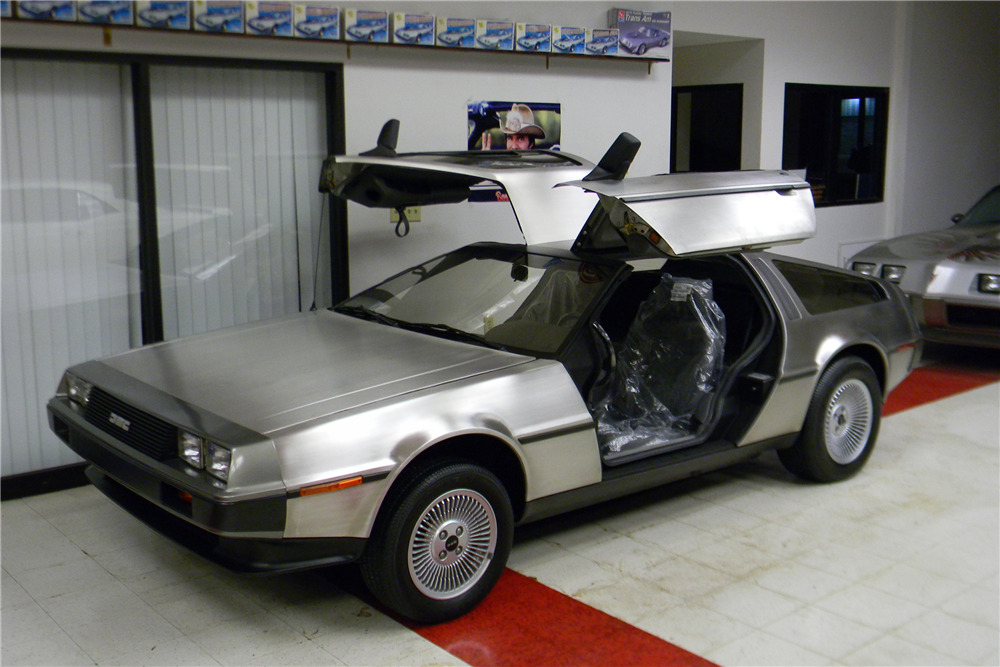 1981 DELOREAN DMC-12  - Front 3/4 - 198674