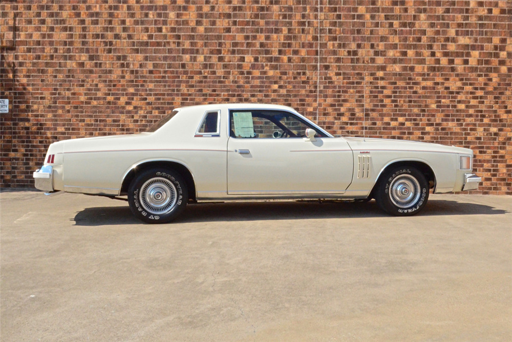 1979 CHRYSLER 300  - Side Profile - 198704