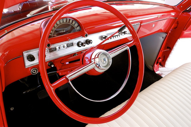 1954 FORD CRESTLINE SKYLINER  - Interior - 198728