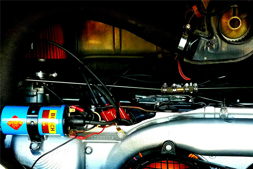 1972 VOLKSWAGEN WESTFALIA POP-UP CAMPER - Engine - 198732
