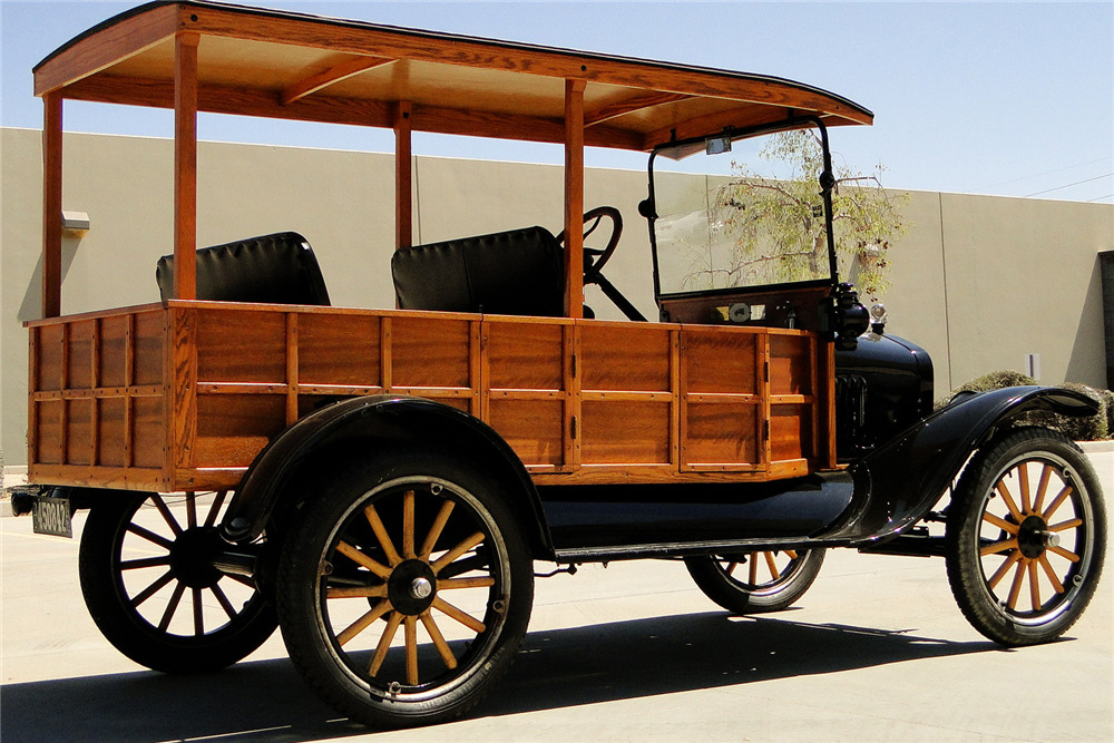 1921 FORD MODEL T WAGON - Rear 3/4 - 198778