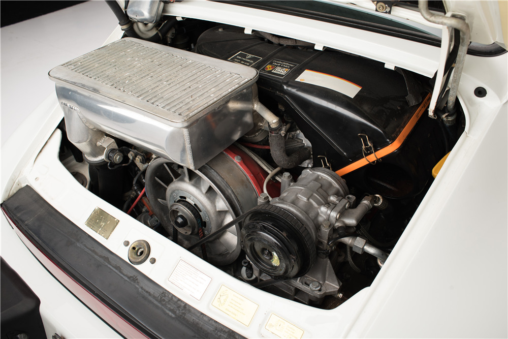 1989 PORSCHE 930 TURBO - Engine - 198786