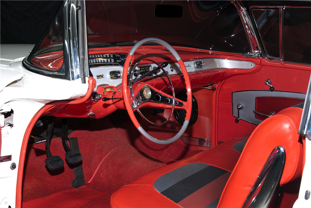 1958 CHEVROLET IMPALA CONVERTIBLE - Interior - 198797