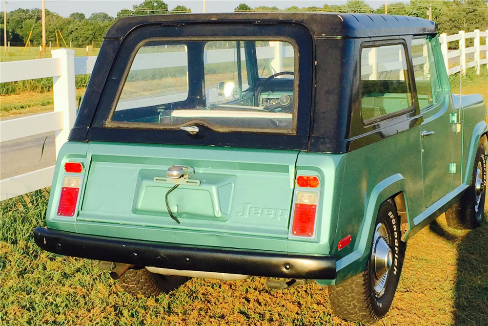 1972 JEEP COMMANDO CUSTOM SUV - Rear 3/4 - 198898