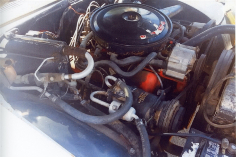 1966 CHEVROLET CAPRICE  - Engine - 198902