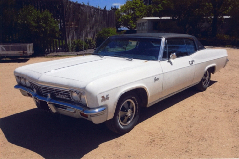 1966 CHEVROLET CAPRICE  - Front 3/4 - 198902