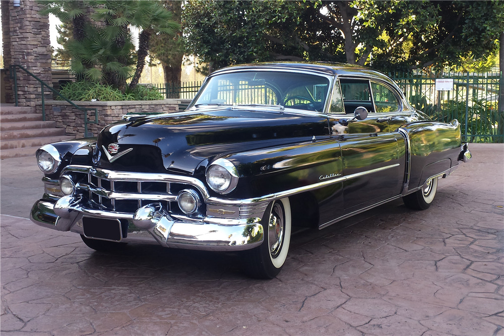 1952 CADILLAC COUPE DE VILLE - Front 3/4 - 199064