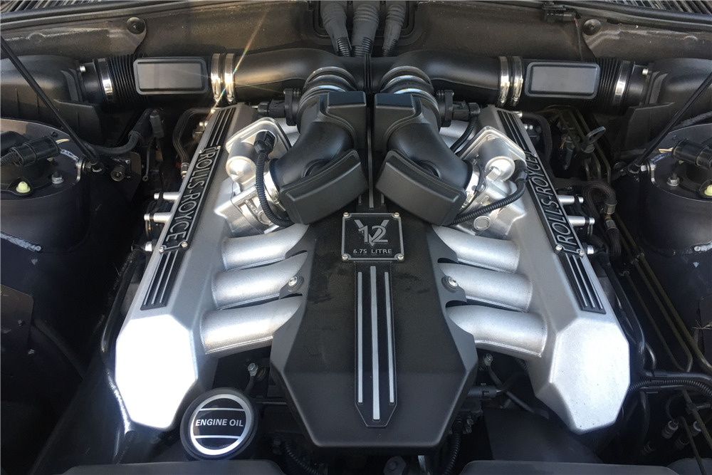 2005 ROLLS-ROYCE PHANTOM SEDAN - Engine - 199224