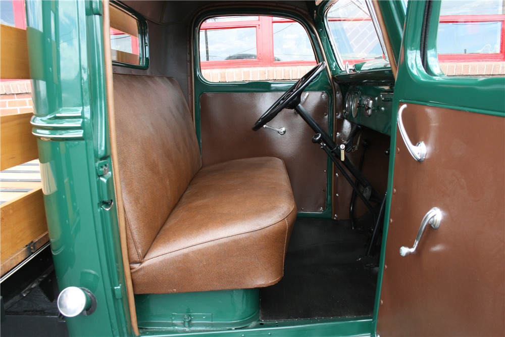 1938 FORD STAKE BED TRUCK - Interior - 199247