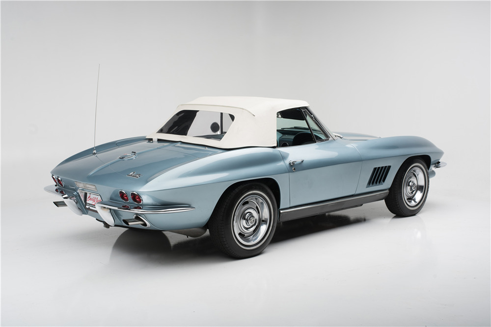 1967 CHEVROLET CORVETTE 327/350 CONVERTIBLE - Rear 3/4 - 199281