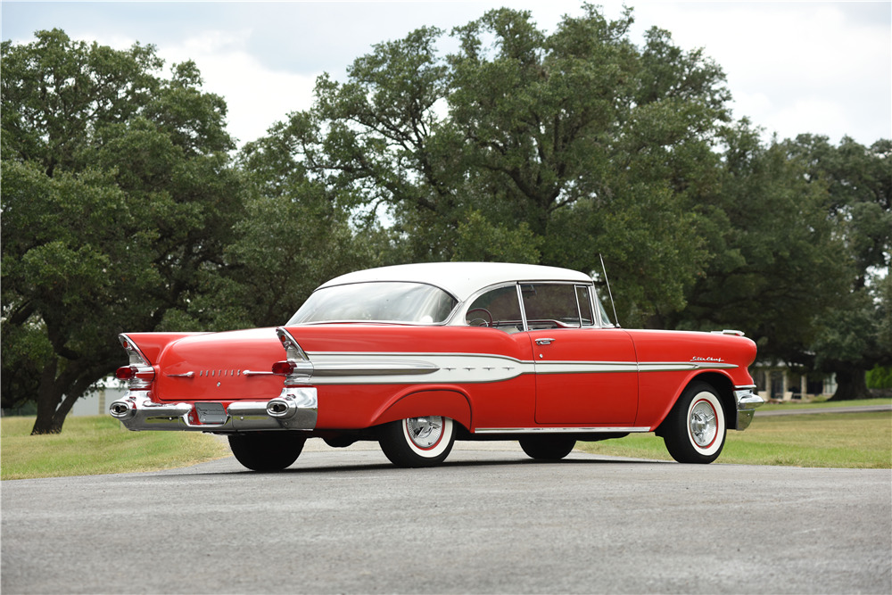 1957 PONTIAC STAR CHIEF  - Rear 3/4 - 199678