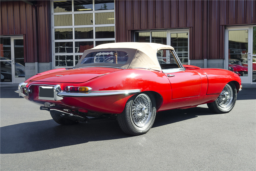 1964 JAGUAR XKE ROADSTER - Side Profile - 199827