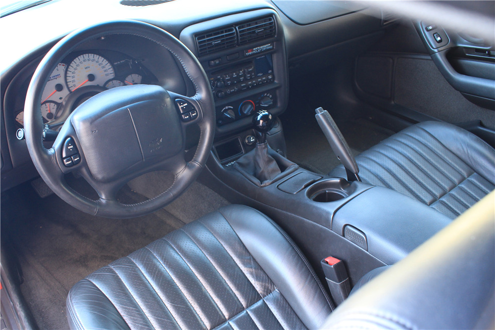 2002 CHEVROLET CAMARO SS  - Interior - 199984