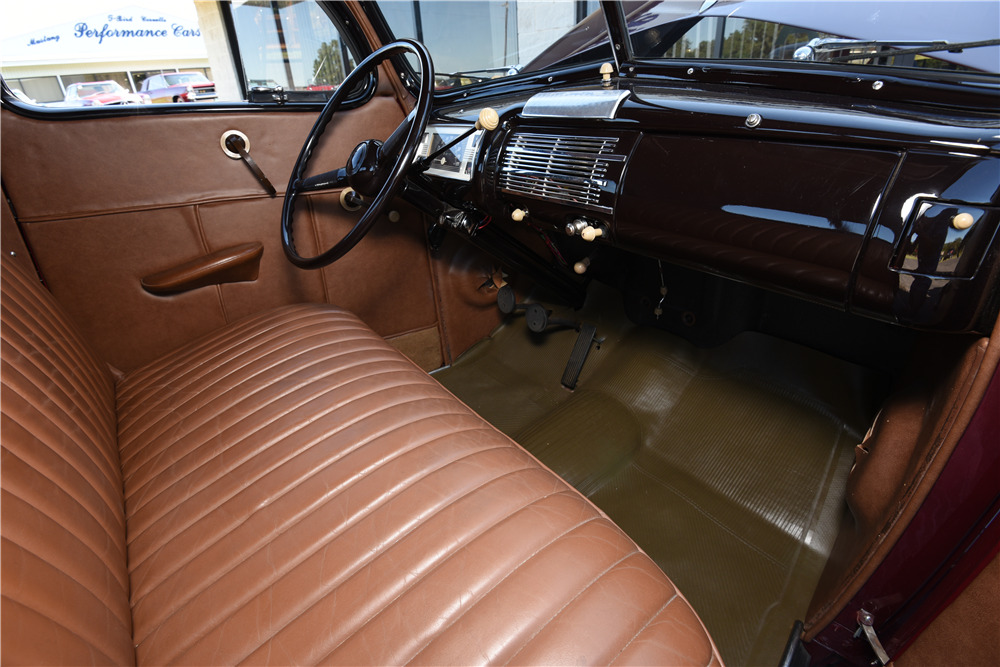 1940 FORD BUSINESS COUPE - Interior - 200021