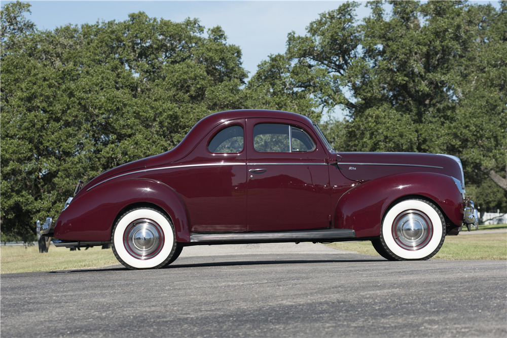 1940 FORD BUSINESS COUPE - Side Profile - 200021