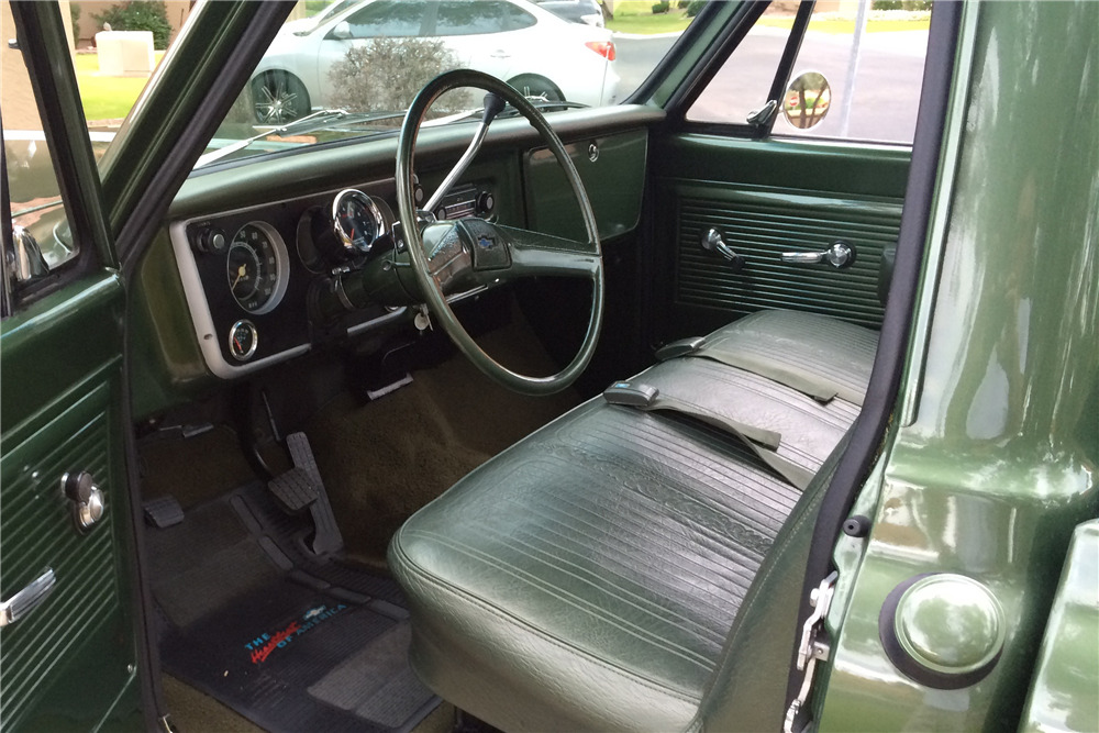 1970 CHEVROLET C-10 PICKUP - Interior - 200032
