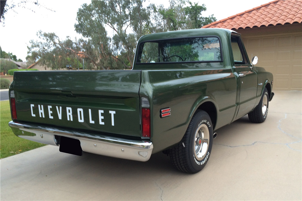 1970 CHEVROLET C-10 PICKUP - Rear 3/4 - 200032