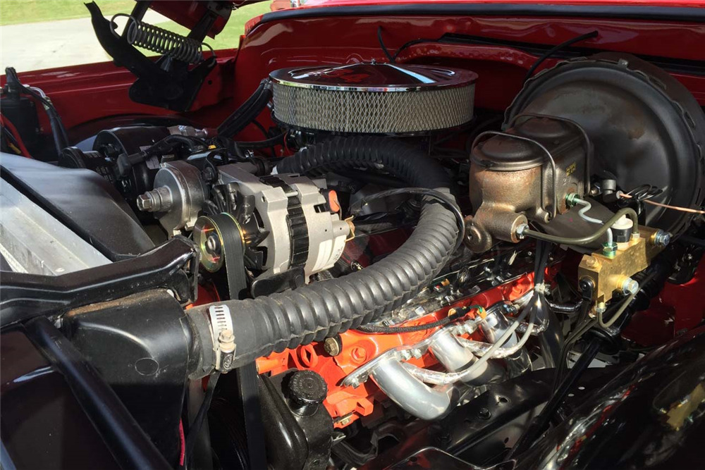 1970 CHEVROLET C-20 4X4 CUSTOM PICKUP - Engine - 200088